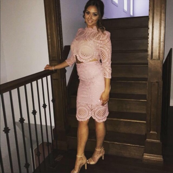 Blush pink crochet set - Picture 1 of 1